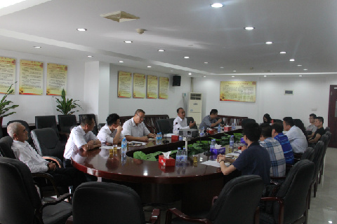 2016年10月14日社区“两委”班子成员与街道经科办开会
