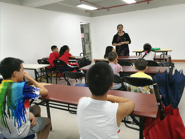 吉厦社区举办培育青少年社会主义核心价值观活动
